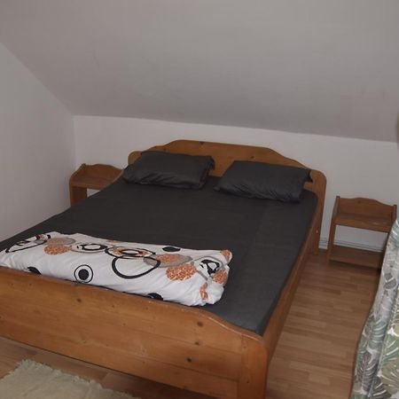ホテル Cabana Colnic Măgura エクステリア 写真