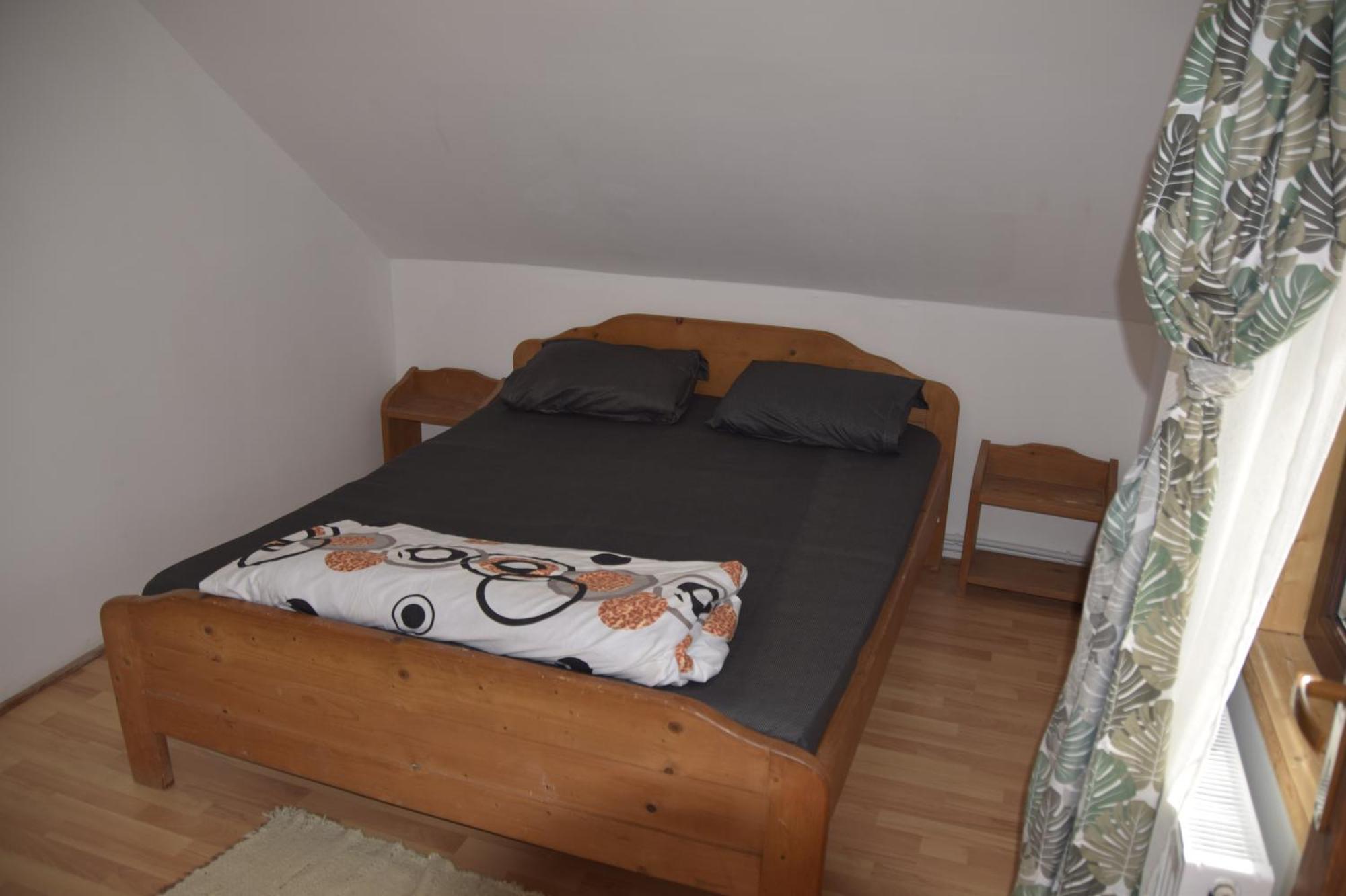 ホテル Cabana Colnic Măgura エクステリア 写真